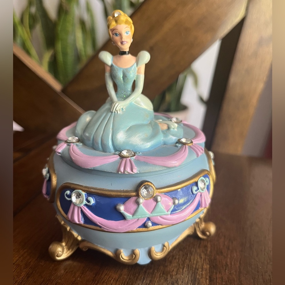Disney Store Cinderella Princess Jewelry Trinket Box Figure Resin Blue +Lid